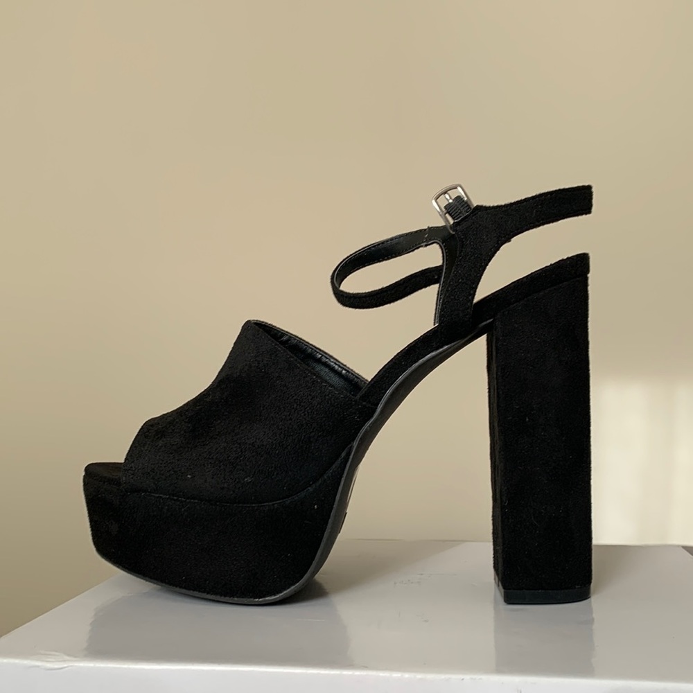 Brand new platform heels